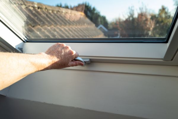 Cost of Pivot Window Repair in Vienna