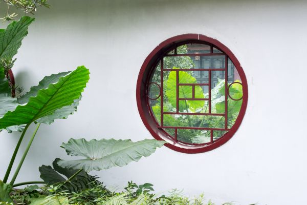 Cost of Circular Window Repair in Vienna